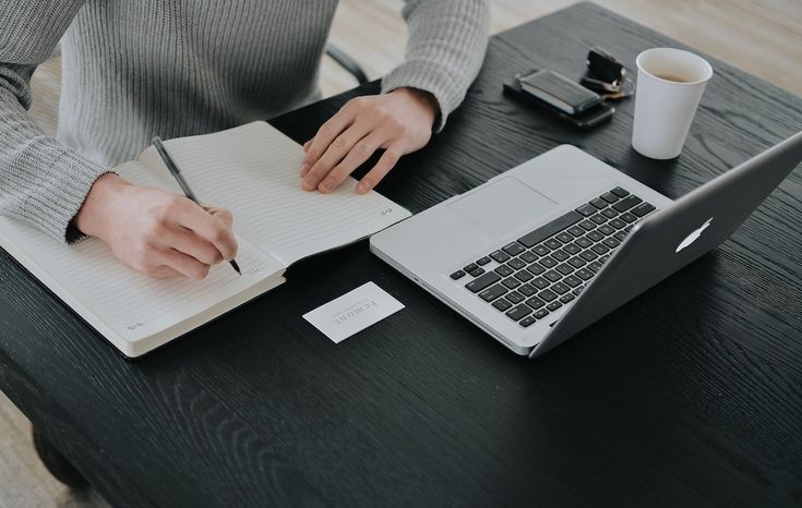 Top 10 des Outils pour Planifier ses Publications Efficacement (2025)